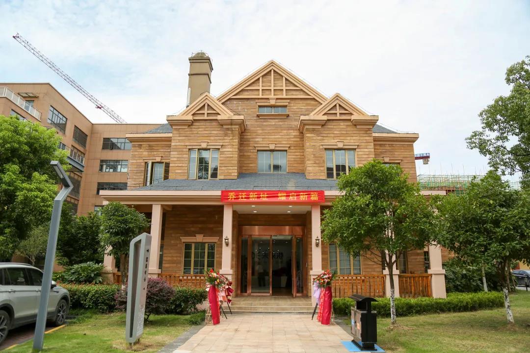 2345_image_file_copy_1.jpg